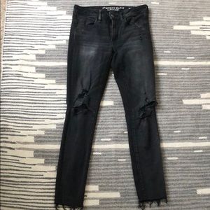 Black American Eagle Skinny Jeans